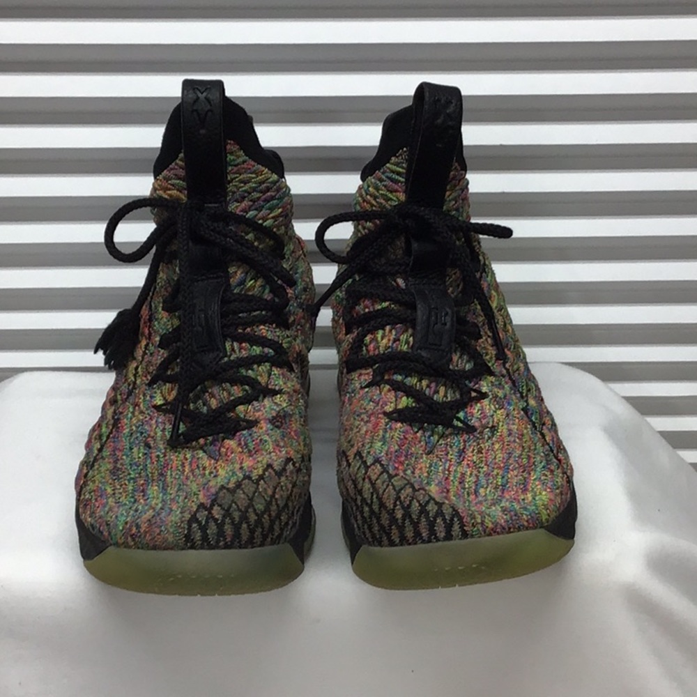 Nike VX multi-color shoes size 11